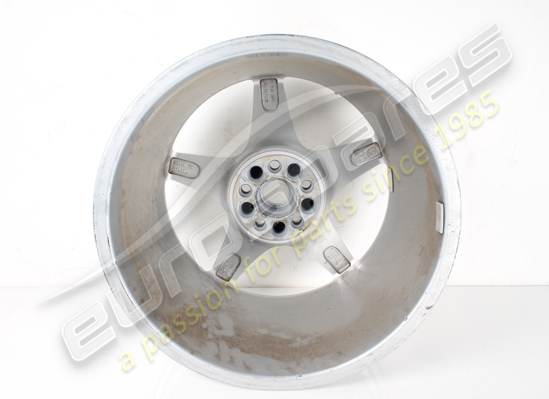 used ferrari rear wheel (magnesium - speedline). part number 165112 (5)
