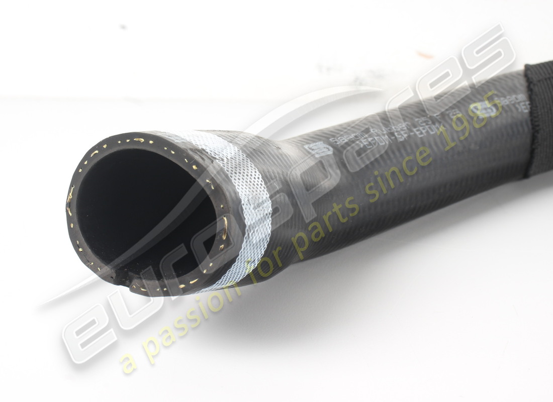 new maserati delivery pipe from engine to radiator. part number 221355 (3)