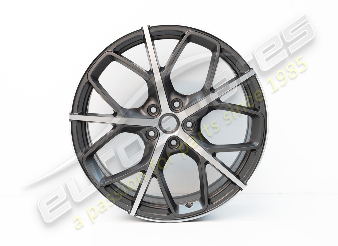 new ferrari diamond forged rims kit. part number 70004984 (2)