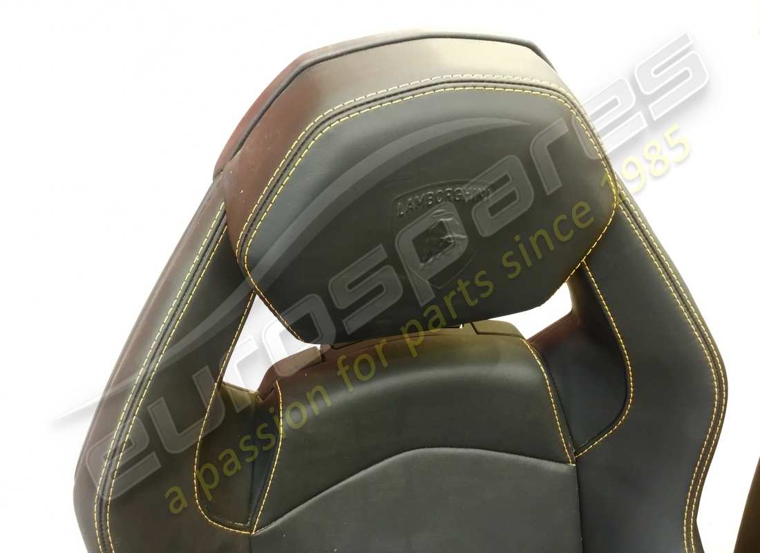 USED LAMBORGHINI LAMBORGHINI AVENTADOR SEATS. PART NUMBER EAP1225972 (4) used lamborghini lamborghini aventador seats. part number eap1225972 (4)