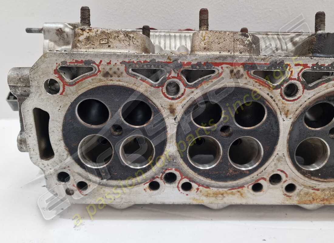 used ferrari rh cylinder head complete. part number 153193 (6)