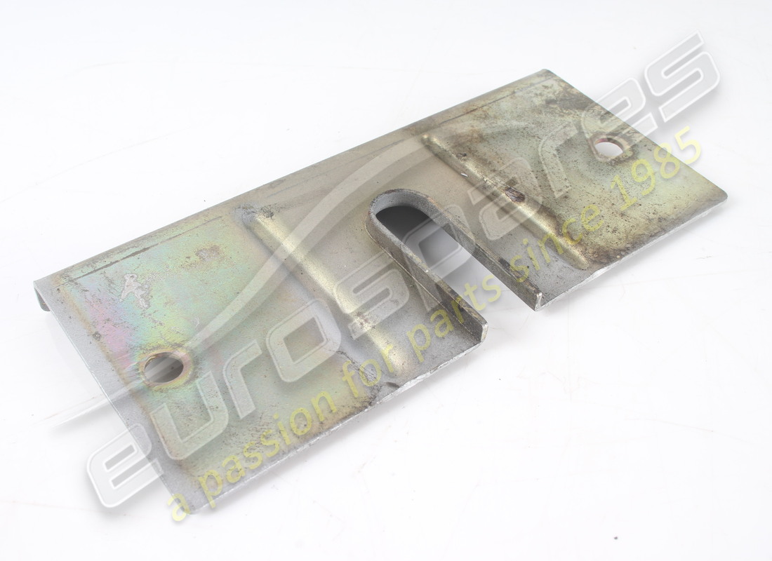 USED Ferrari SIDE BRAKET FOR BUMPER . PART NUMBER 65270200 (1)