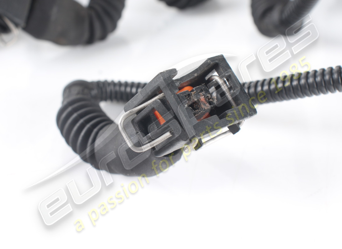 used ferrari injectors connection cables. part number 168529 (3)
