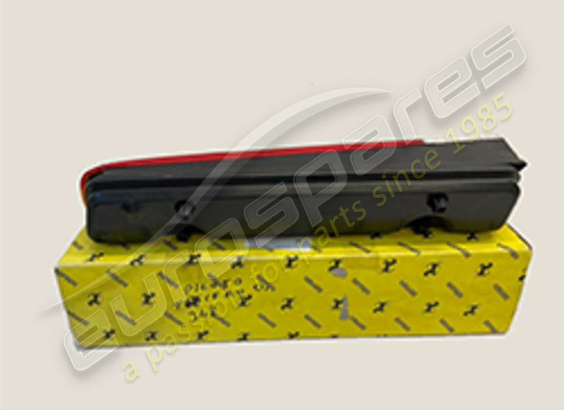 new ferrari rh rear light assembly. part number 134451 (2)