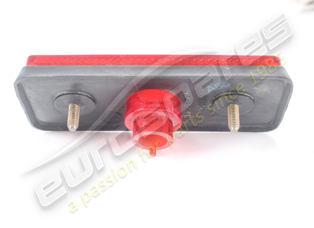 used lamborghini rear side marker (red). part number 006331782 (3)