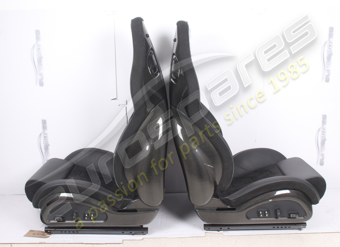 USED FERRARI FERRARI PART 90018638. PART NUMBER 90018638 (3) used ferrari ferrari part 90018638. part number 90018638 (3)