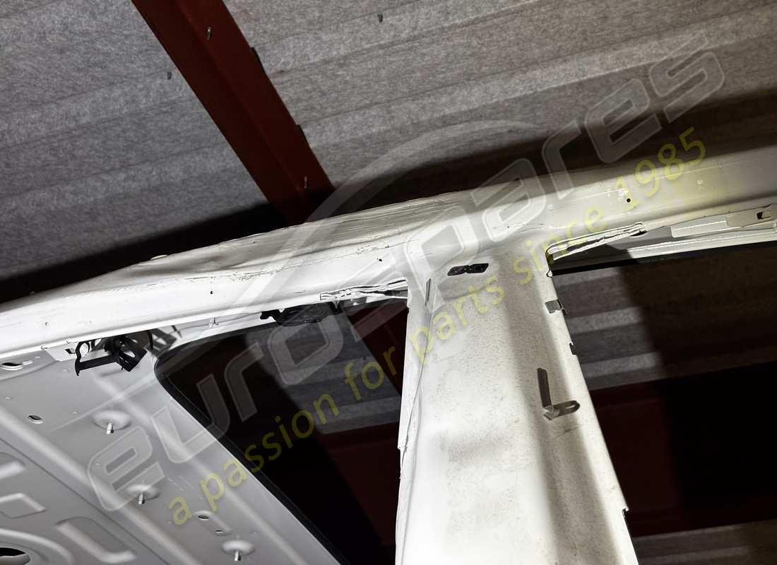 used lamborghini complete bodyshell. part number 4m0802123body (6)