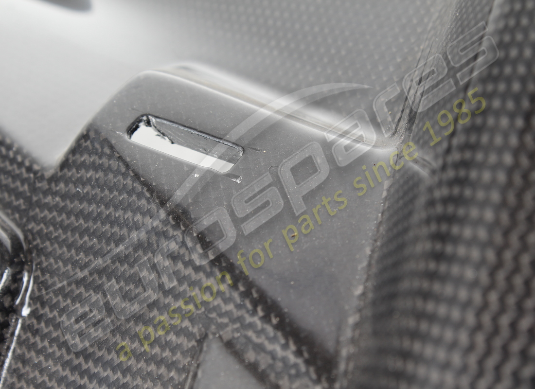 used ferrari central vent trim -carbon-. part number 82989500 (3)