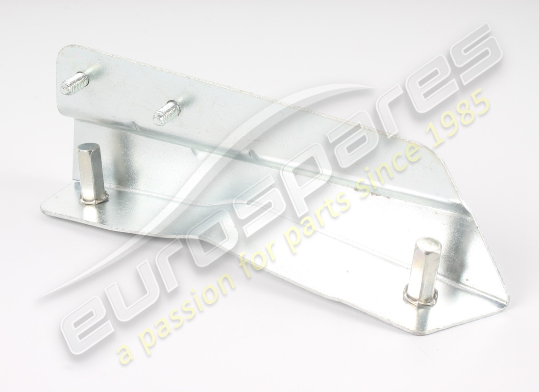 new maserati lh bracket. part number 80084400 (3)