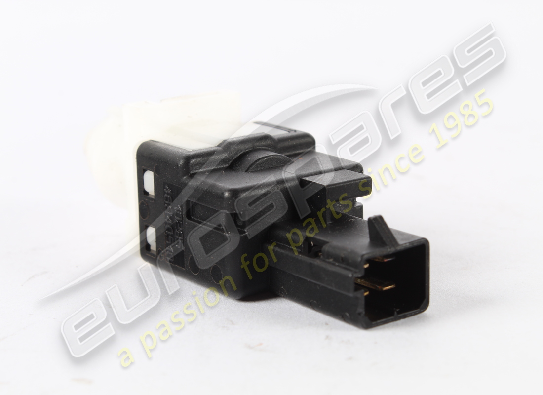 USED FERRARI PUSH-BUTTON SWITCH. PART NUMBER 201957 (2) used ferrari push-button switch. part number 201957 (2)