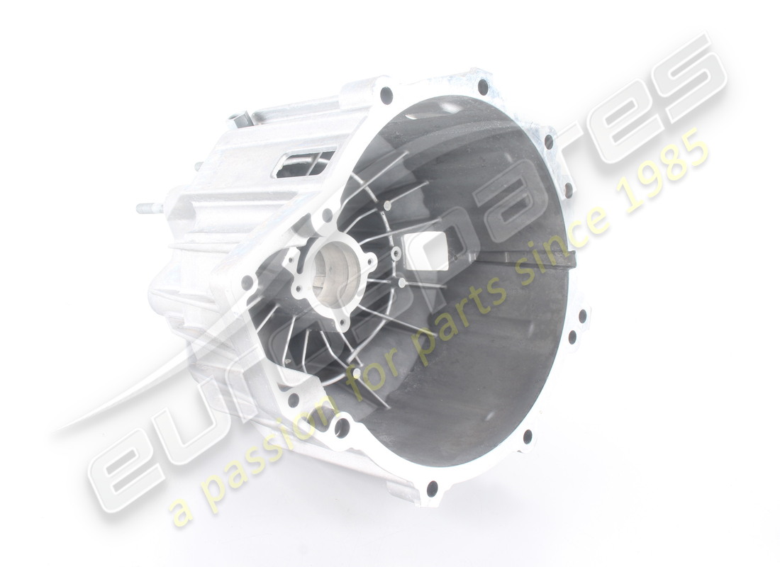 new maserati pressure die-cast clutch housing. part number 220665 (1)