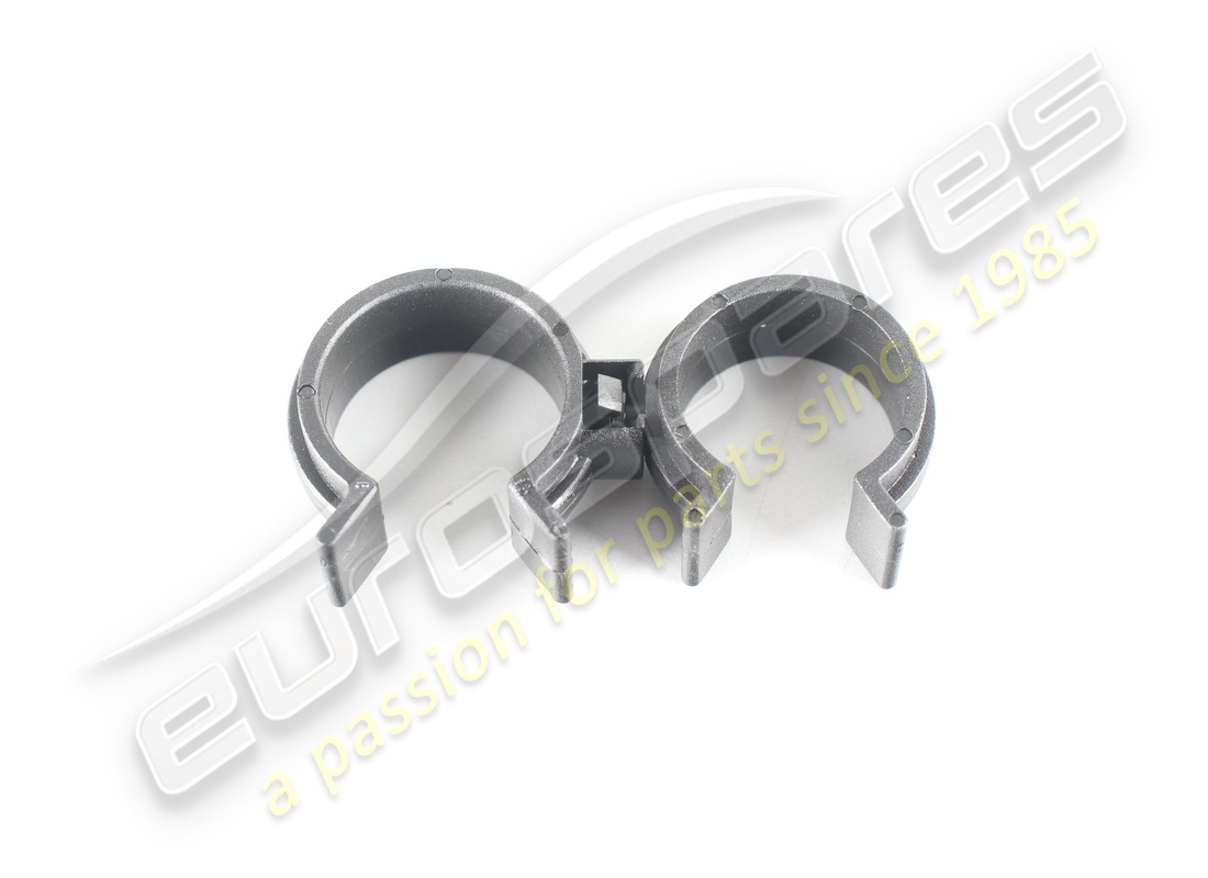 new ferrari clip. part number 82329900 (1)