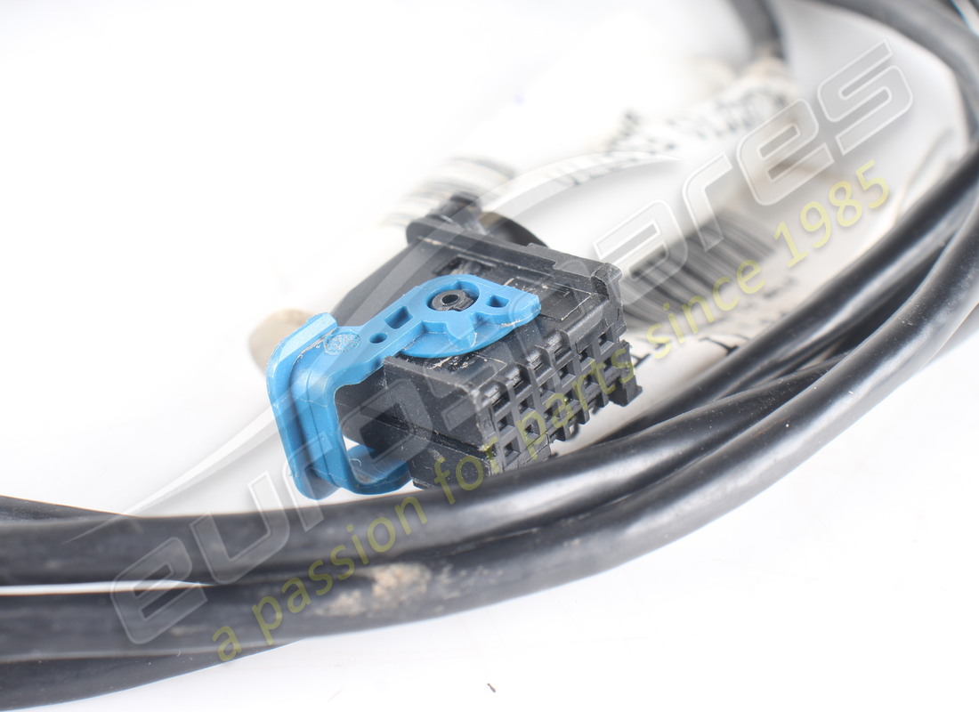 USED FERRARI USB NIT CABLE. PART NUMBER 297469 (3) used ferrari usb nit cable. part number 297469 (3)