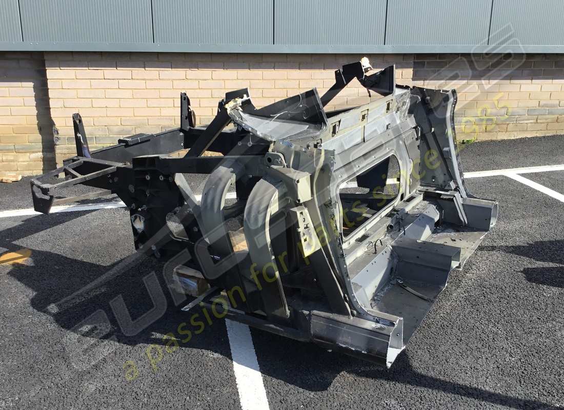 used ferrari complete rear frame. part number 68886911 (1)