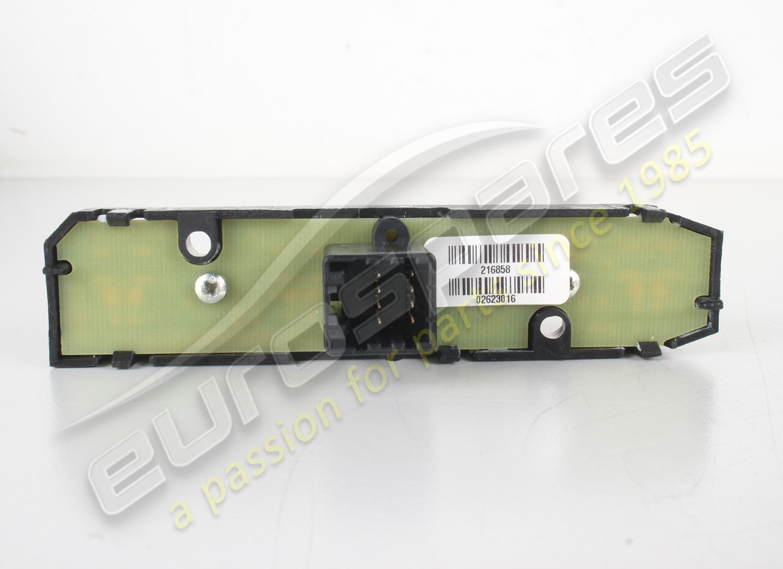new maserati lh controls switch panel for ni. part number 216858 (2)