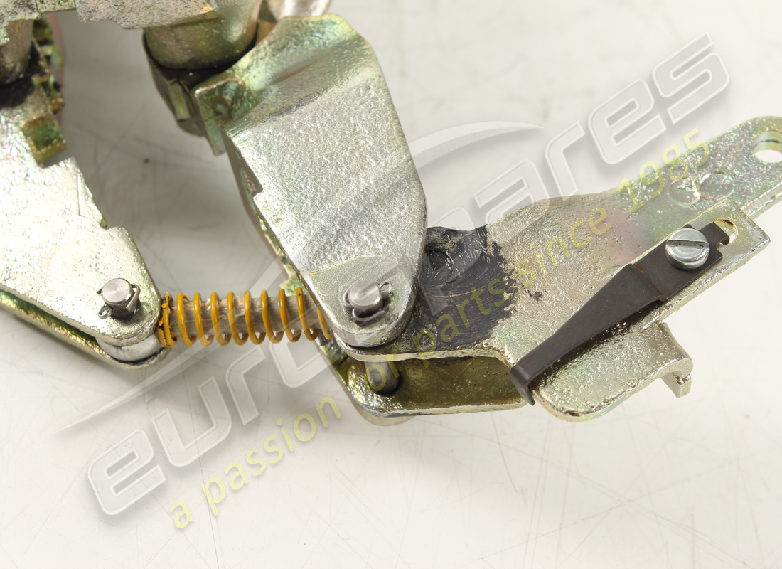 reconditioned lamborghini rh rear caliper. part number 003206717 (3)