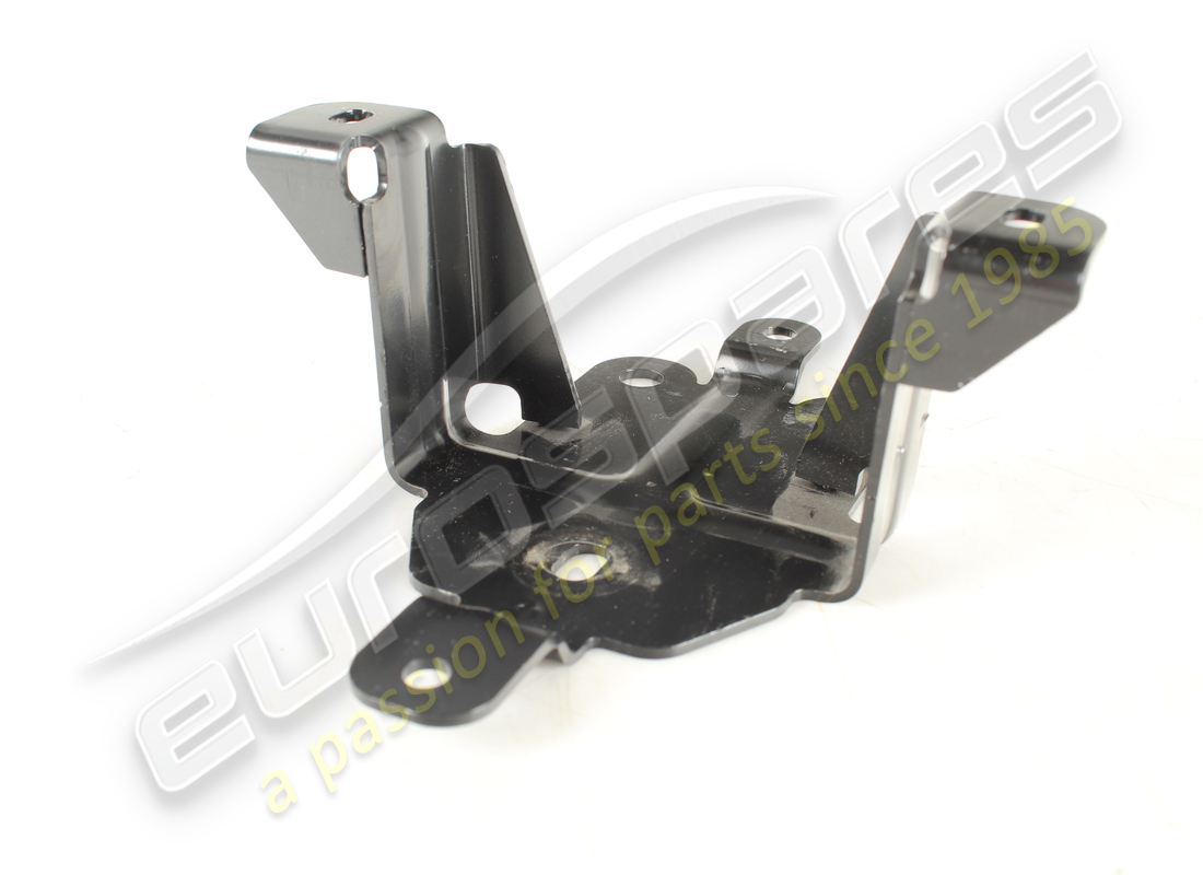 used ferrari bridge fastener bracket. part number 86153300 (1)