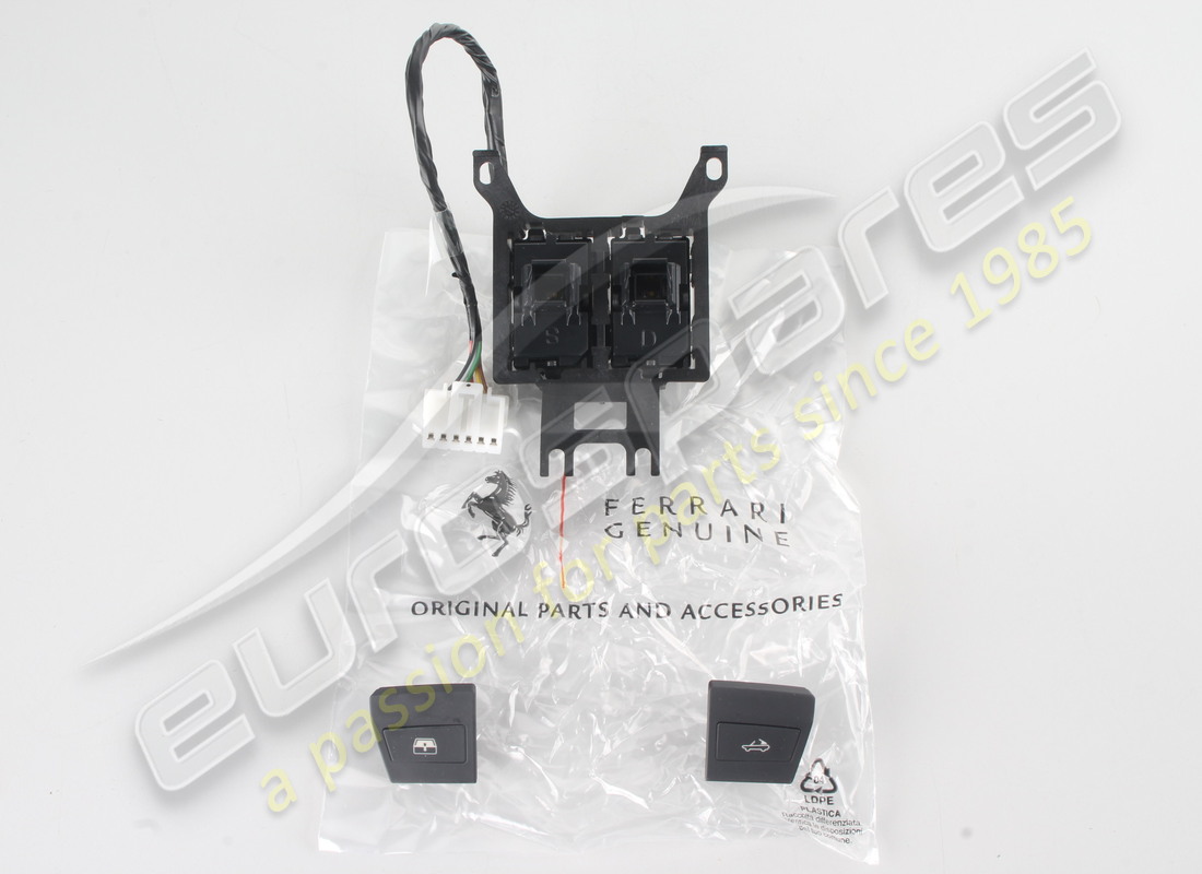 new ferrari roof/power rear screen contr. part number 70002520 (5)