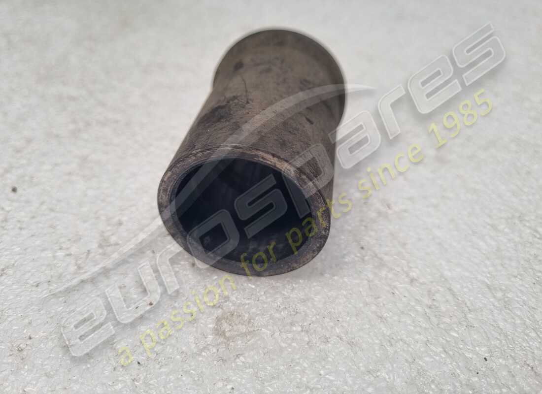used ferrari spacer. part number 106129 (2)
