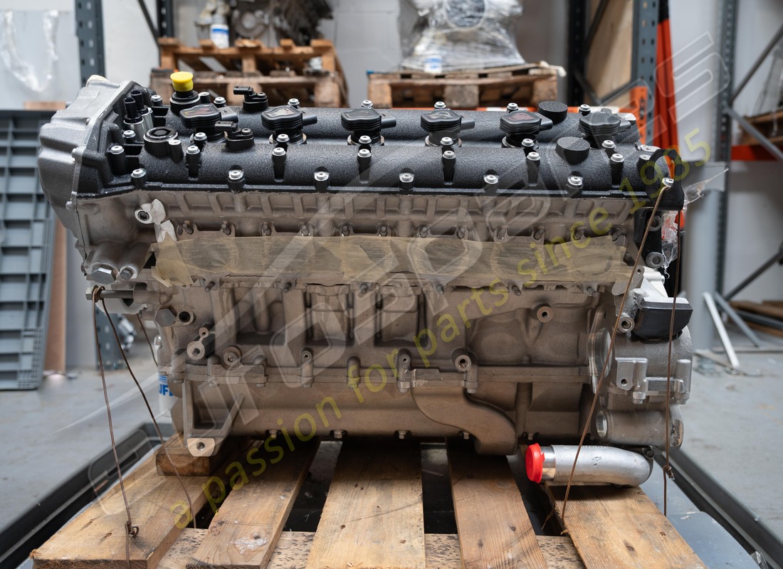 NEW LAMBORGHINI LP700 ENGINE. PART NUMBER 399900140 (2) new lamborghini lp700 engine. part number 399900140 (2)