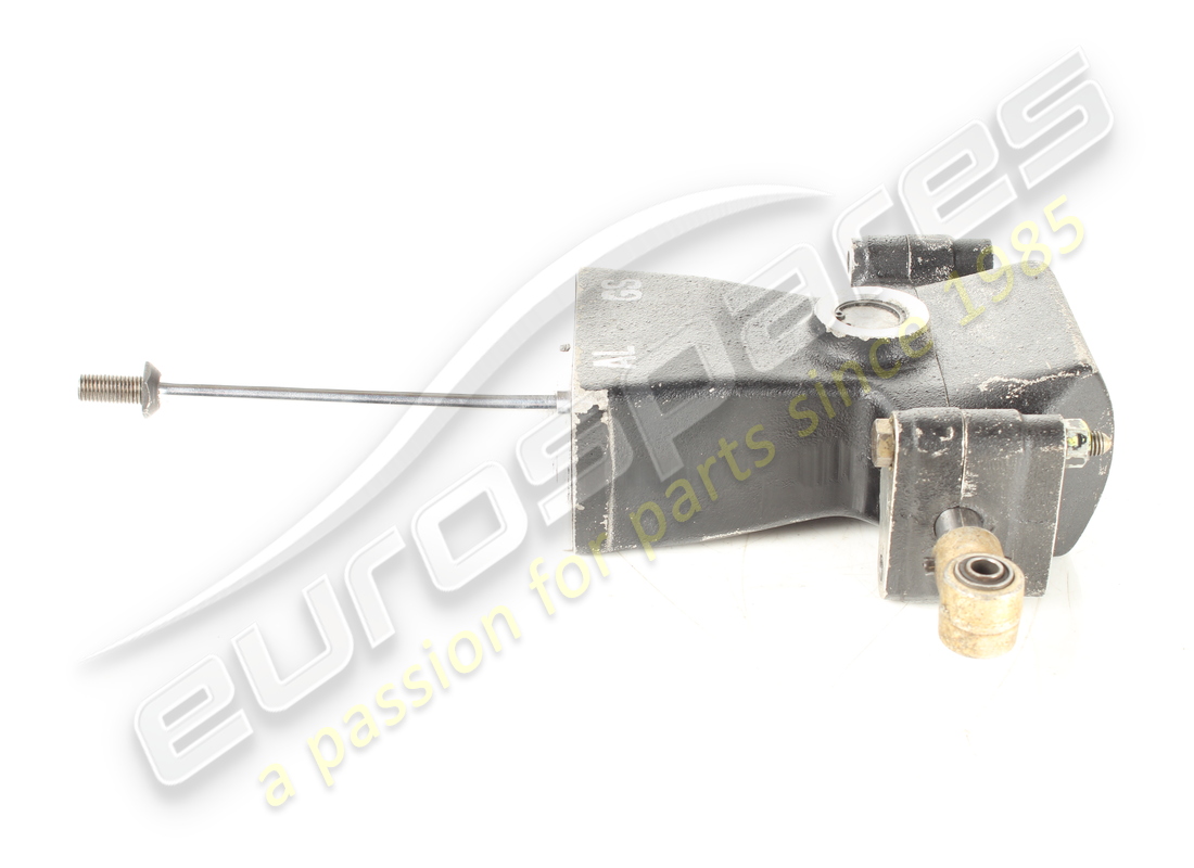 USED FERRARI COMPLETE SHIFT BOX. PART NUMBER 108822A (4) used ferrari complete shift box. part number 108822a (4)