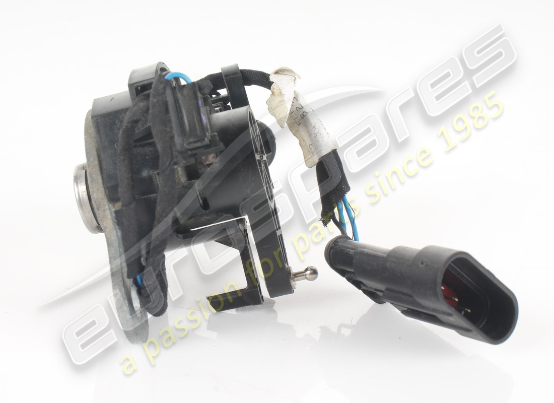 USED FERRARI COMPLETE LATCH MOUNTING. PART NUMBER 82343400 (2) used ferrari complete latch mounting. part number 82343400 (2)