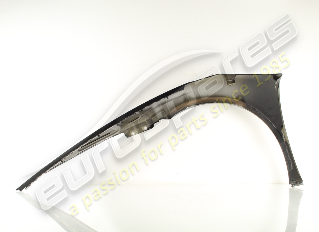 USED LAMBORGHINI RIGHT FRONT FENDER. PART NUMBER 4T0821022D (3) used lamborghini right front fender. part number 4t0821022d (3)