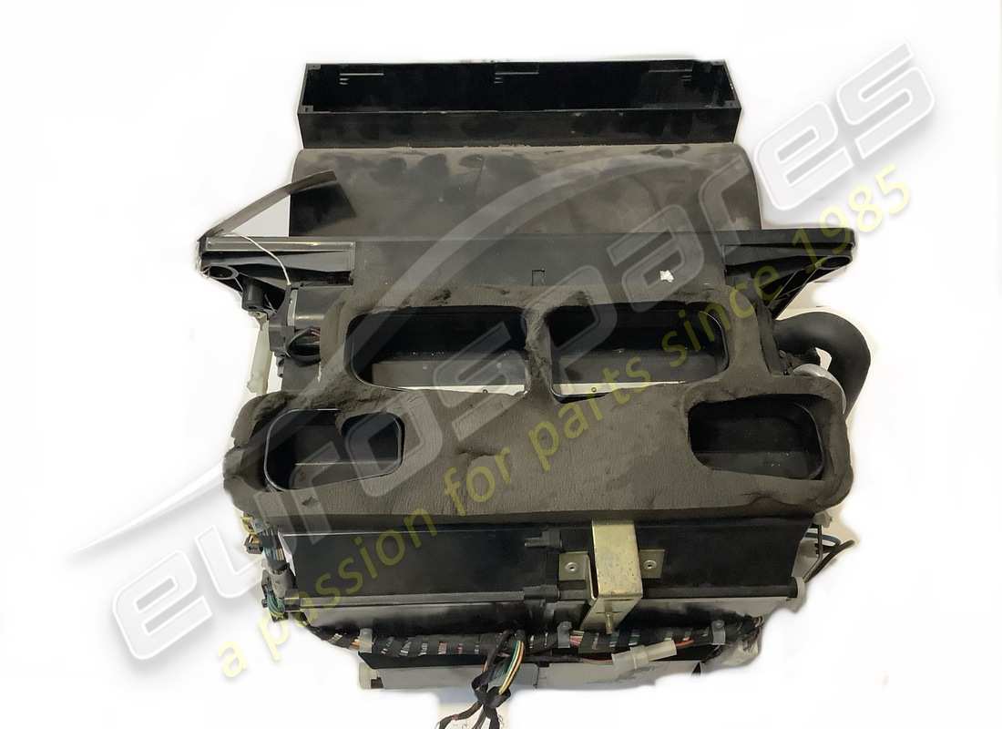 used ferrari evaporator set complete lhd part number 68070600 (1)