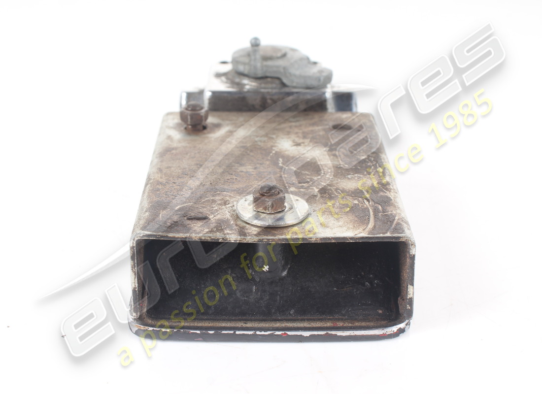 USED FERRARI RH DOOR HANDLE. PART NUMBER 40062507 (3) used ferrari rh door handle. part number 40062507 (3)