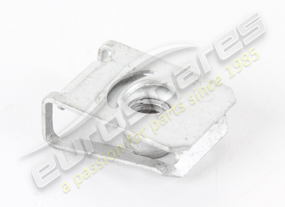 new ferrari bracket. part number 14189071 (2)