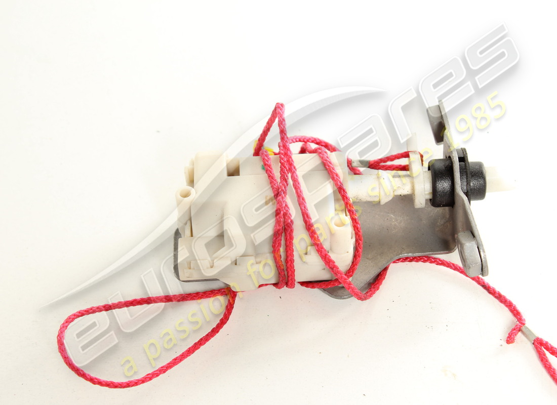 used ferrari actuator. part number 85143200 (2)