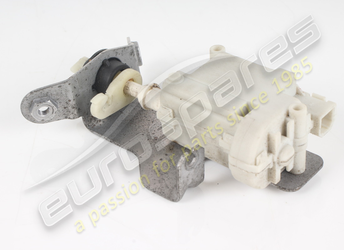 USED FERRARI ACTUATOR. PART NUMBER 69918500 (2) used ferrari actuator. part number 69918500 (2)