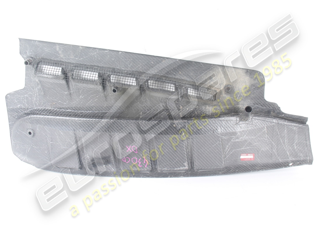 used ferrari rh front panel -carbon pan. part number 68600800 (5)