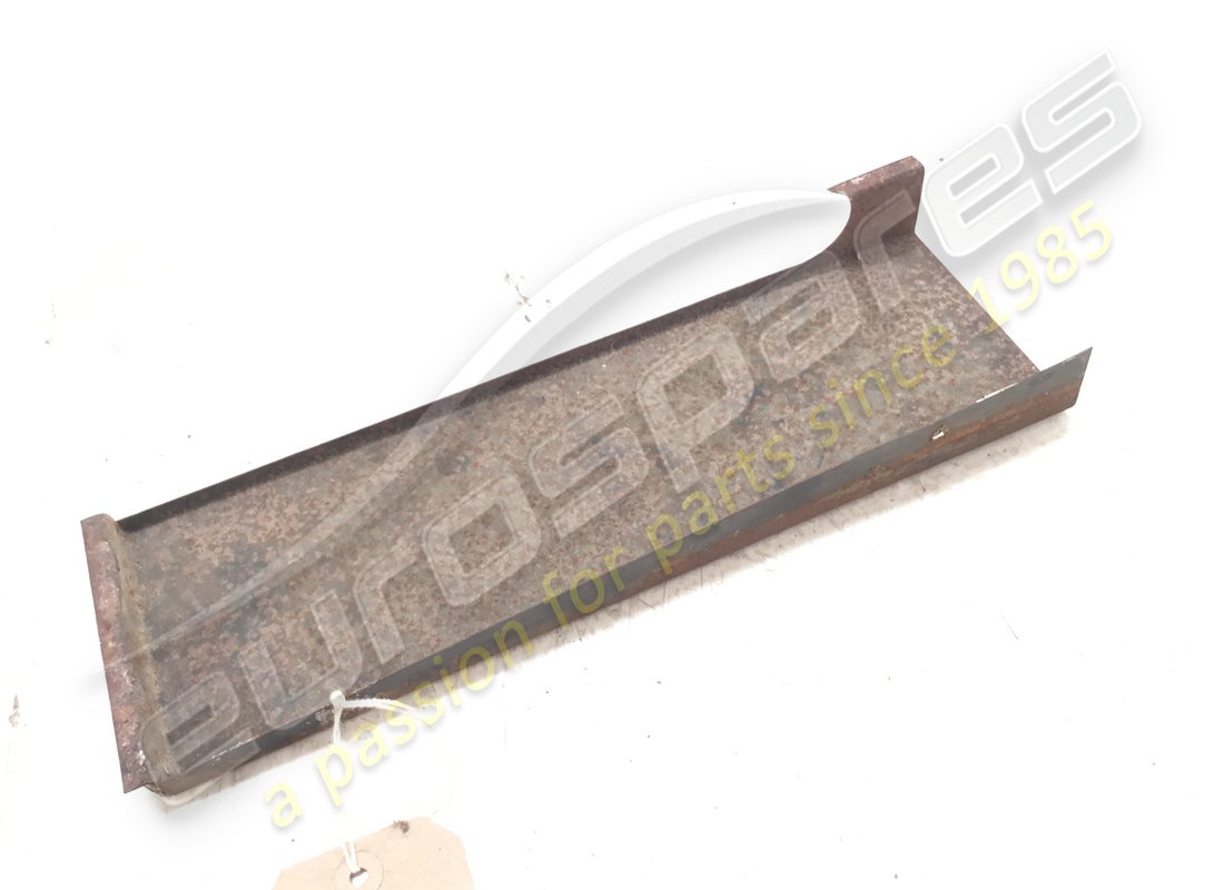 used ferrari rh boot cover. part number 20101903 (2)