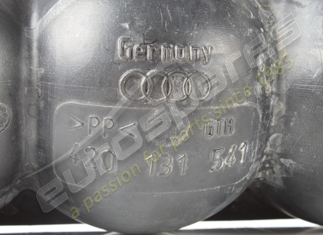 USED Lamborghini VACUUM TANK . PART NUMBER 420131541 (1) USED Lamborghini VACUUM TANK . PART NUMBER 420131541 (1)