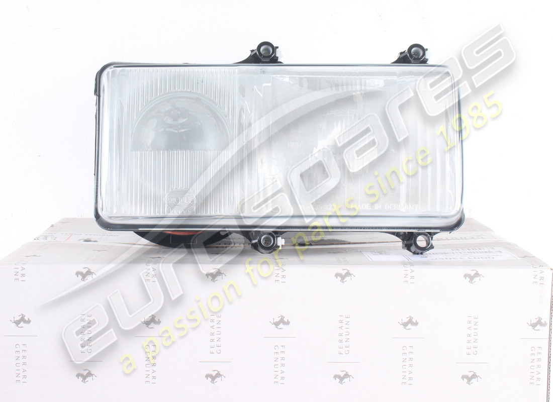 NEW FERRARI RH HEADLAMP. PART NUMBER 133080 (1) new ferrari rh headlamp. part number 133080 (1)