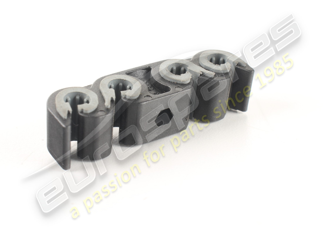 new lamborghini bracket. part number 8z0611797c (2)