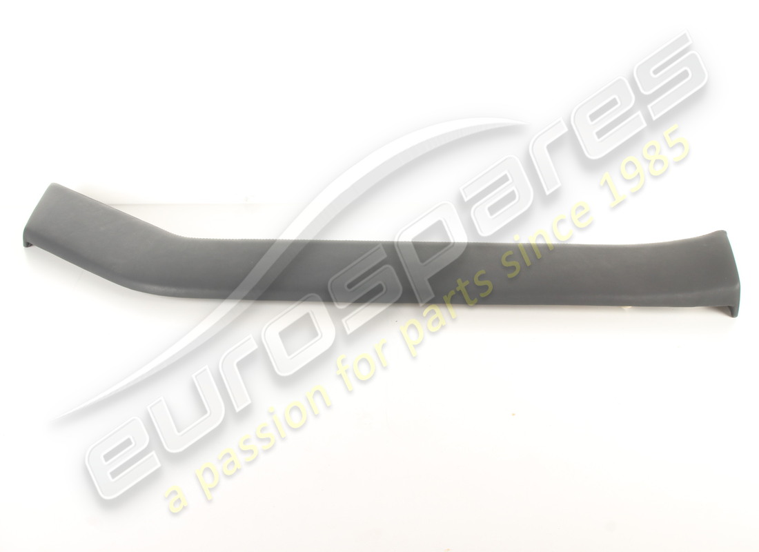 new ferrari covered lower panel for lh door. part number 621559.. (1)