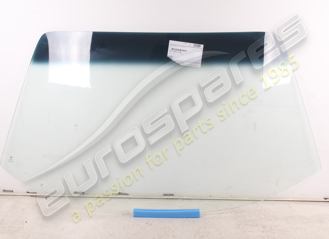 NEW Eurospares WINDSCREEN . PART NUMBER 40314205 (1)