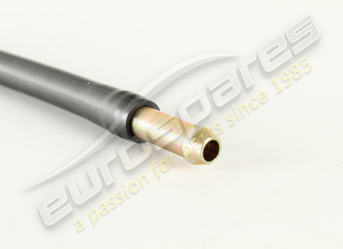 NEW FERRARI FUEL PIPE FROM PRESSURE ADJUSTER TO LH PUMP. PART NUMBER 141718 (3) new ferrari fuel pipe from pressure adjuster to lh pump. part number 141718 (3)