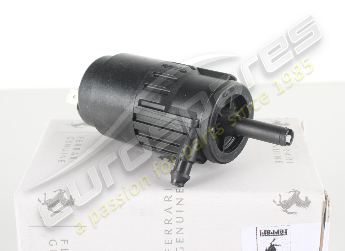 new ferrari wiper pump. part number 65358700 (1)