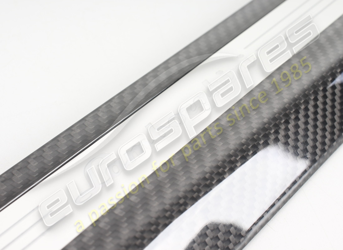 new lamborghini kit kickplate urus cfk backlit. part number 4ml069641b (3)