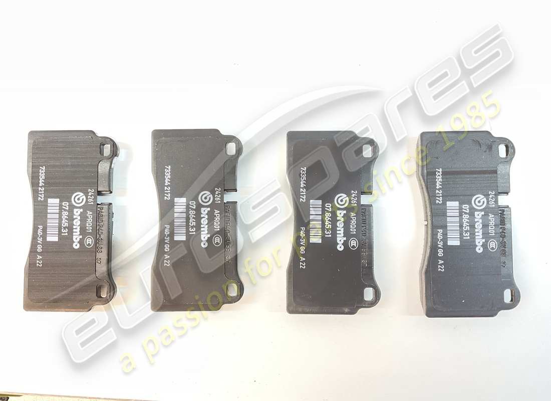 new lamborghini 1 set of brake pads for disc. part number 4s0698451af (1)