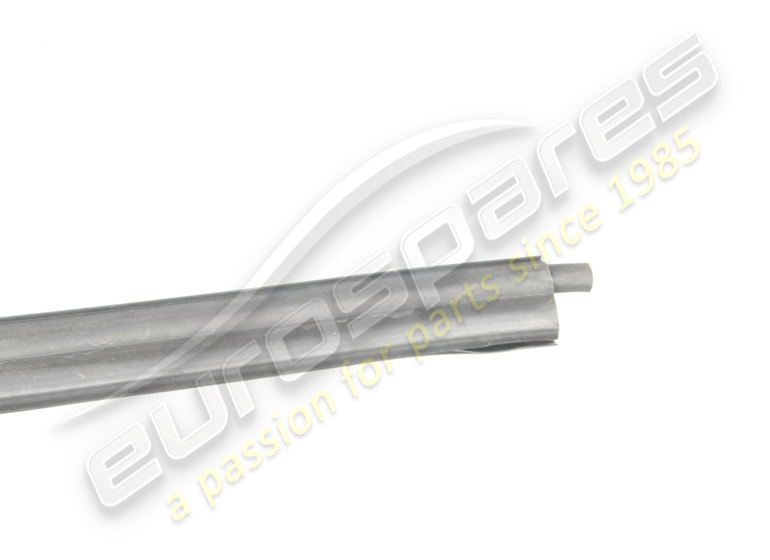 USED FERRARI LH DOOR PERIMETER SEAL. PART NUMBER 82200000 (3) used ferrari lh door perimeter seal. part number 82200000 (3)