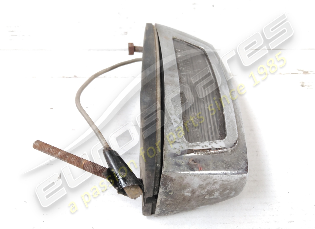 used ferrari lh rear number plate lamp. part number 2438245102 (3)