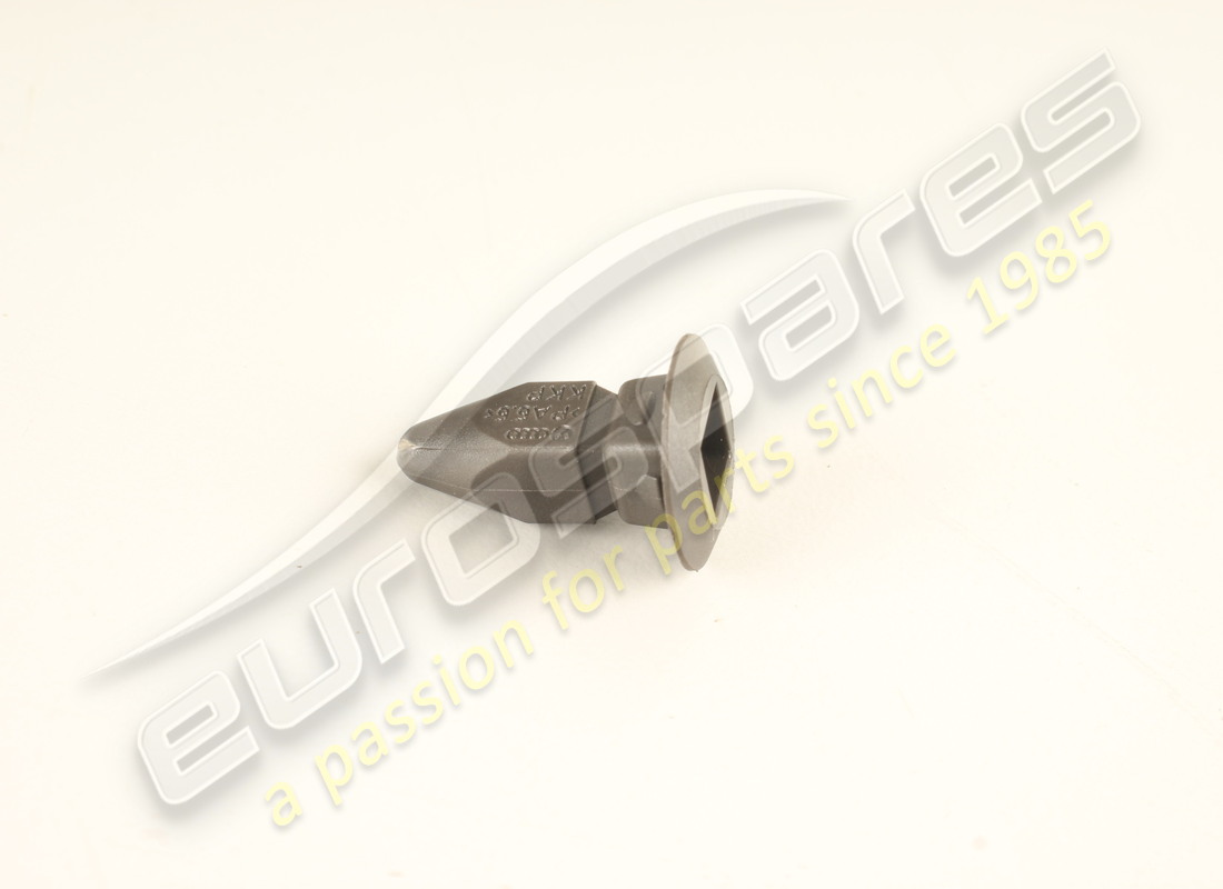 new lamborghini expansion nut dst4.8x19.6. part number n90821401 (2)