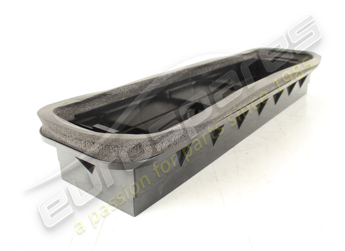 used ferrari mobile duct. part number 65629700 (3)