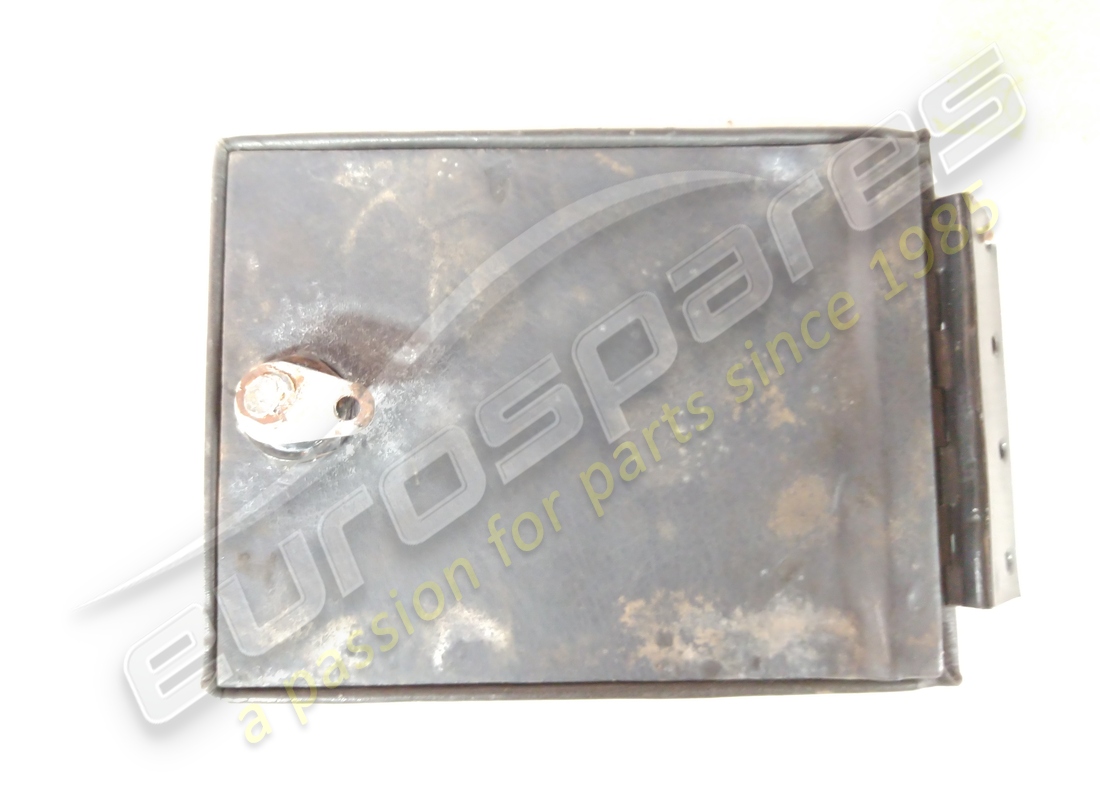 used ferrari lid with hinge. part number 62328600 (2)
