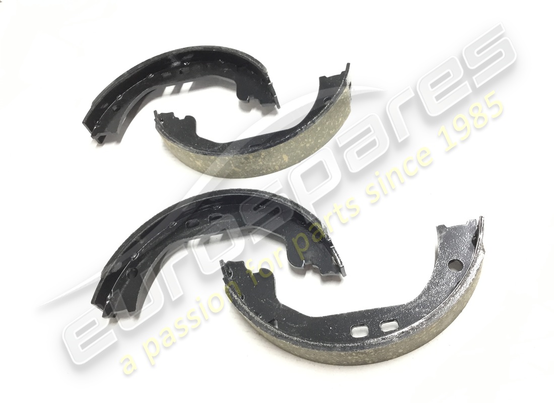 NEW Maserati REAR MOULDED SHOES KIT . PART NUMBER 673000035 (1)