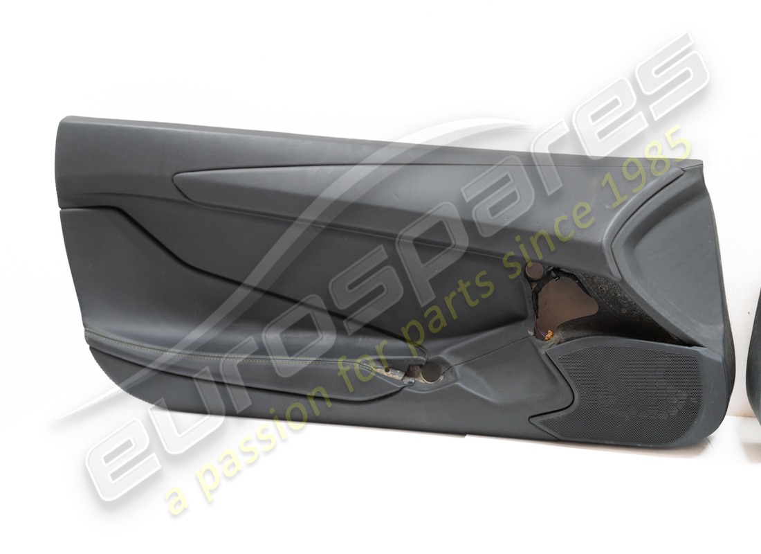 used lamborghini door card set (pair). part number 4768672375a (3)